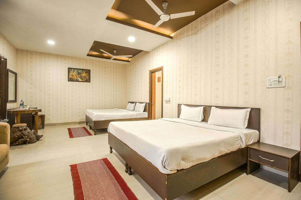 Hotel Hk Continental Amritsar Exterior photo